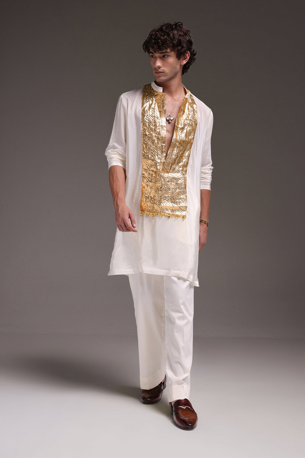 Ivory Lumpi - Hand Embroidered Designer Kurta