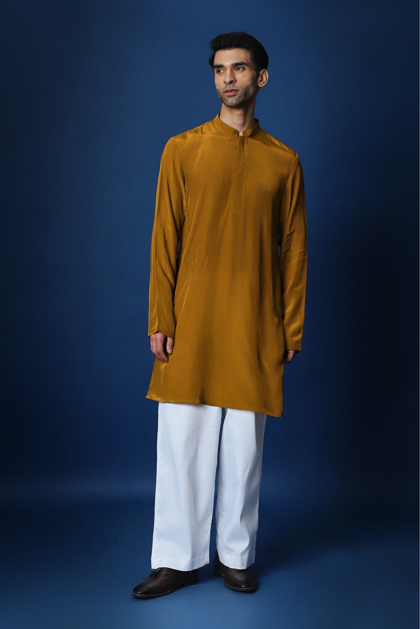 Band Baja Barat Hand Embroidered Bundi Set - Mustard