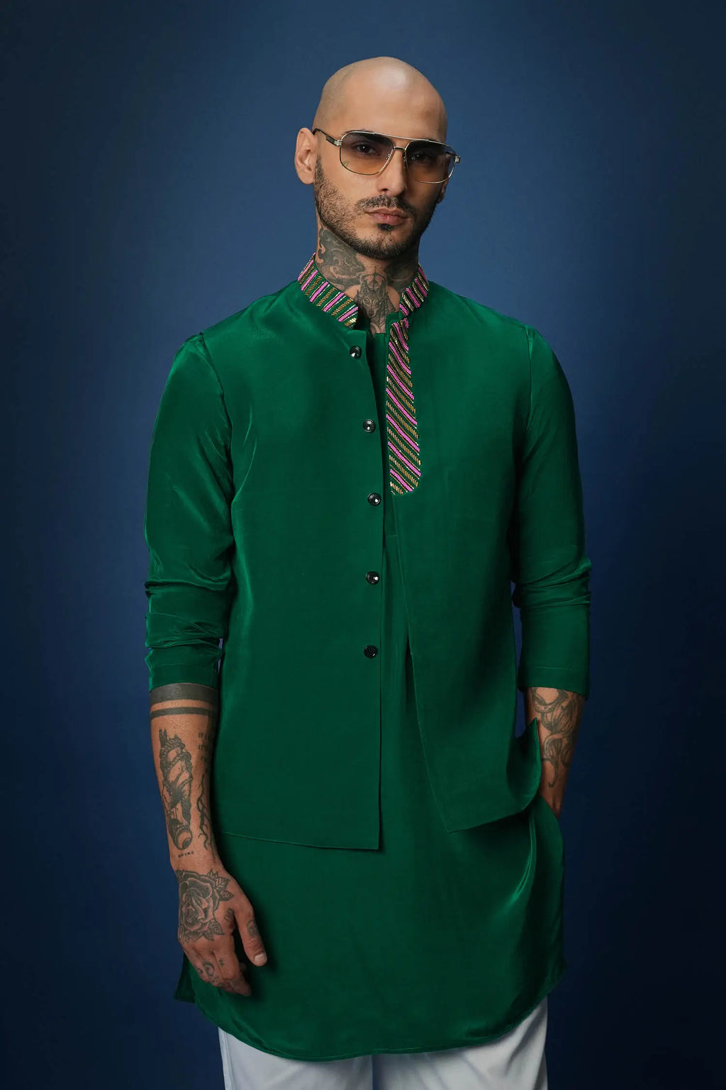 Band Baja Barat Hand Embroidered Bundi Set - Green