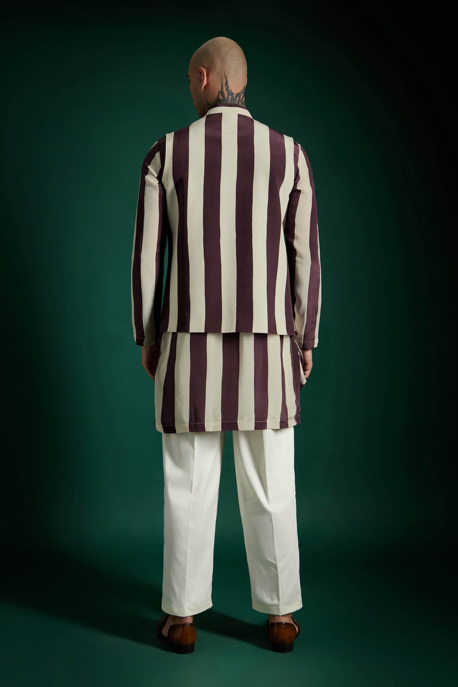 Crest Hand Embroidered Designer Kurta Bundi Set - Wine