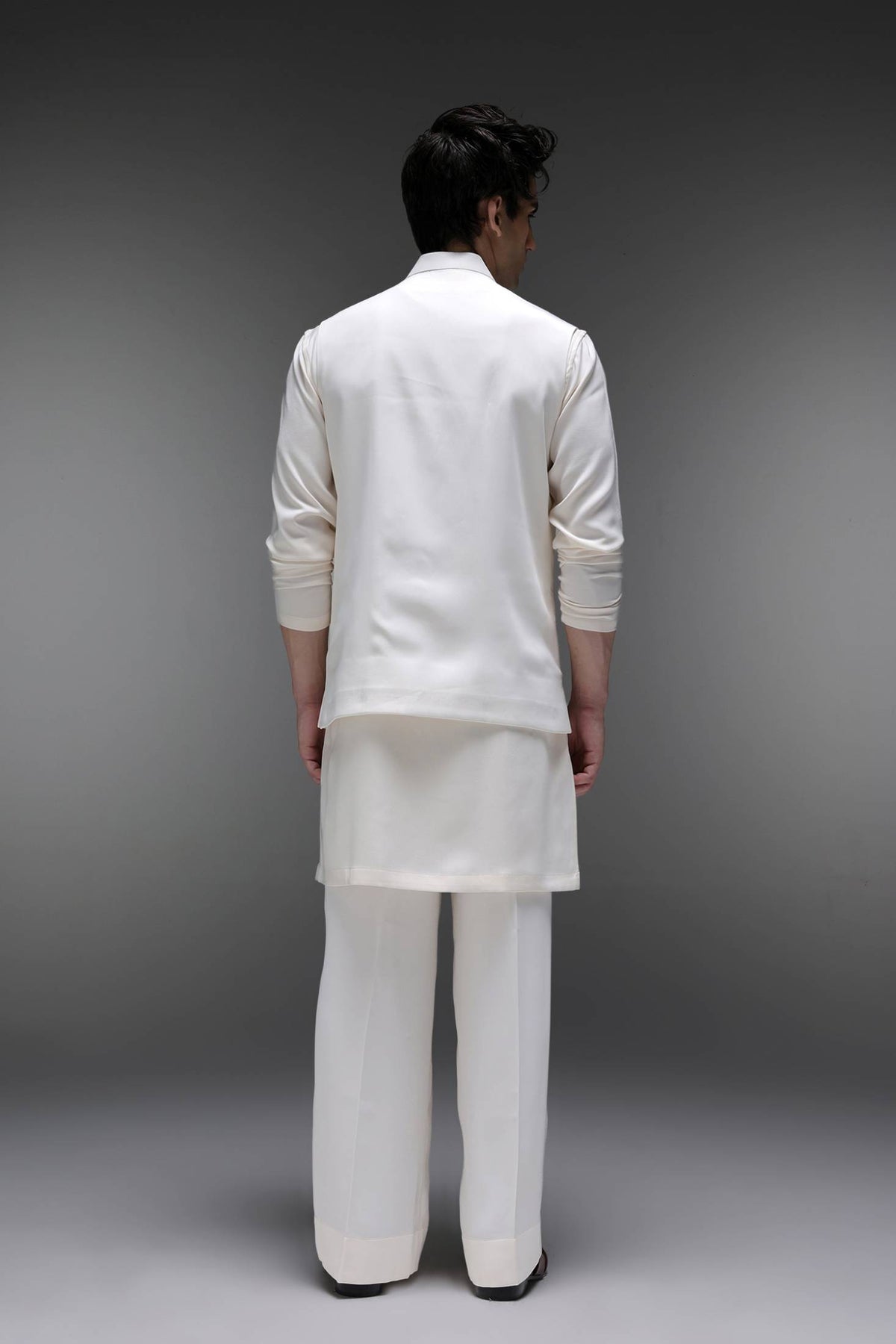 Skyline - Hand Embroidered Designer Bundi With Kurta - Ivory