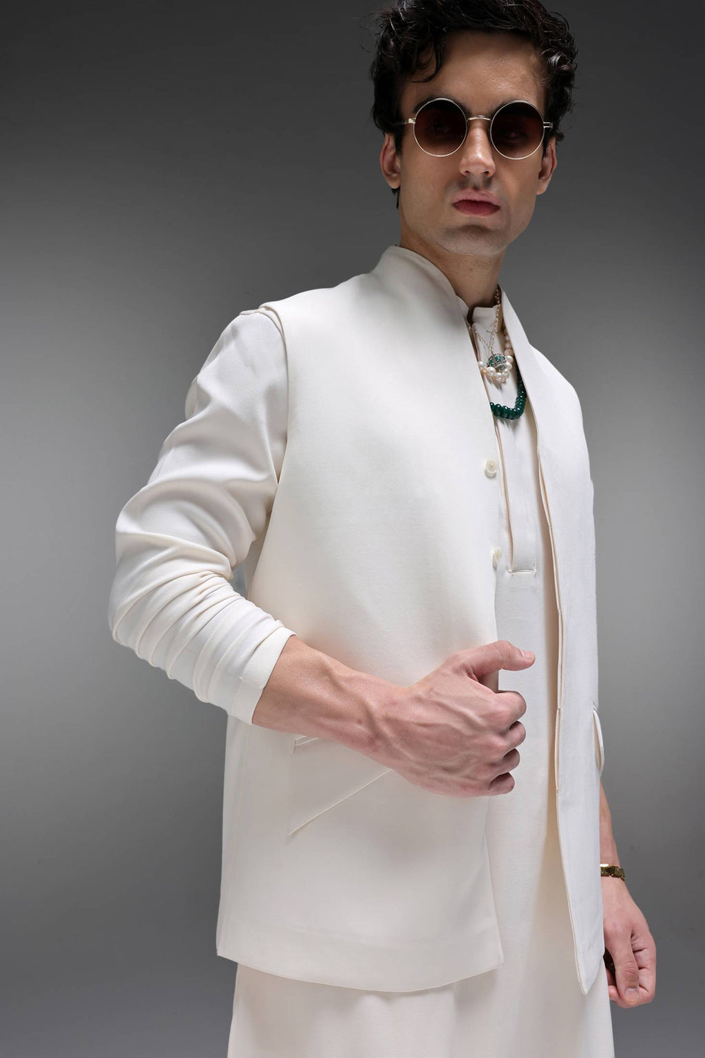 Highneck Ivory - Hand Embroidered Designer Bundi With Kurta - Ivory