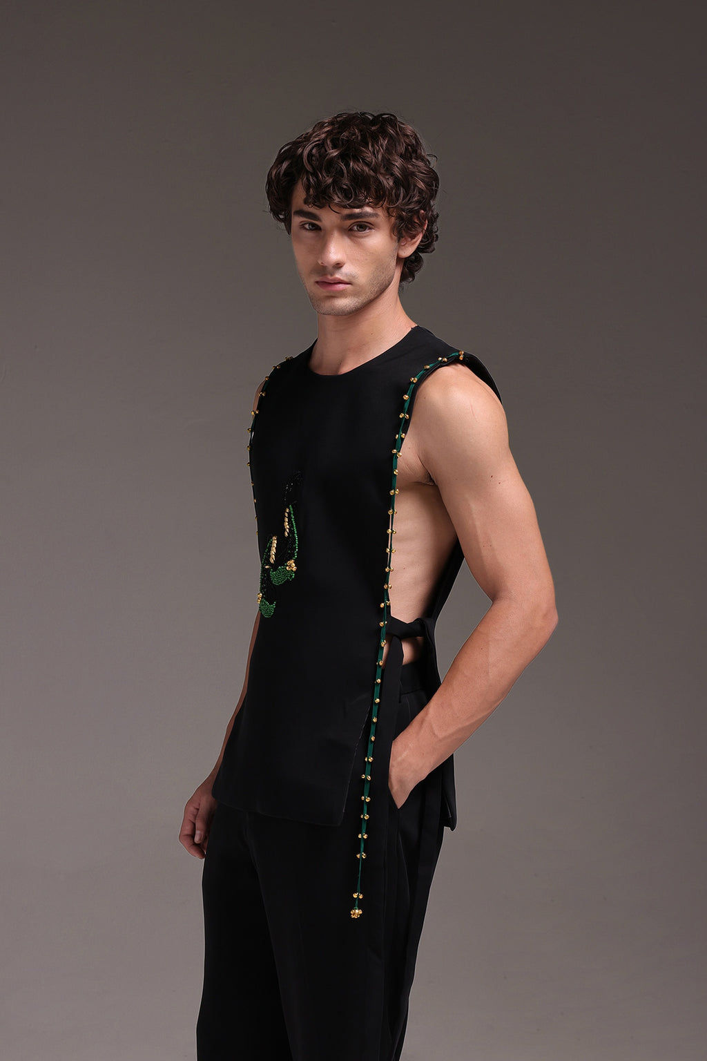 Boteh(Paisley) - Hand Embroidered Designer Bib