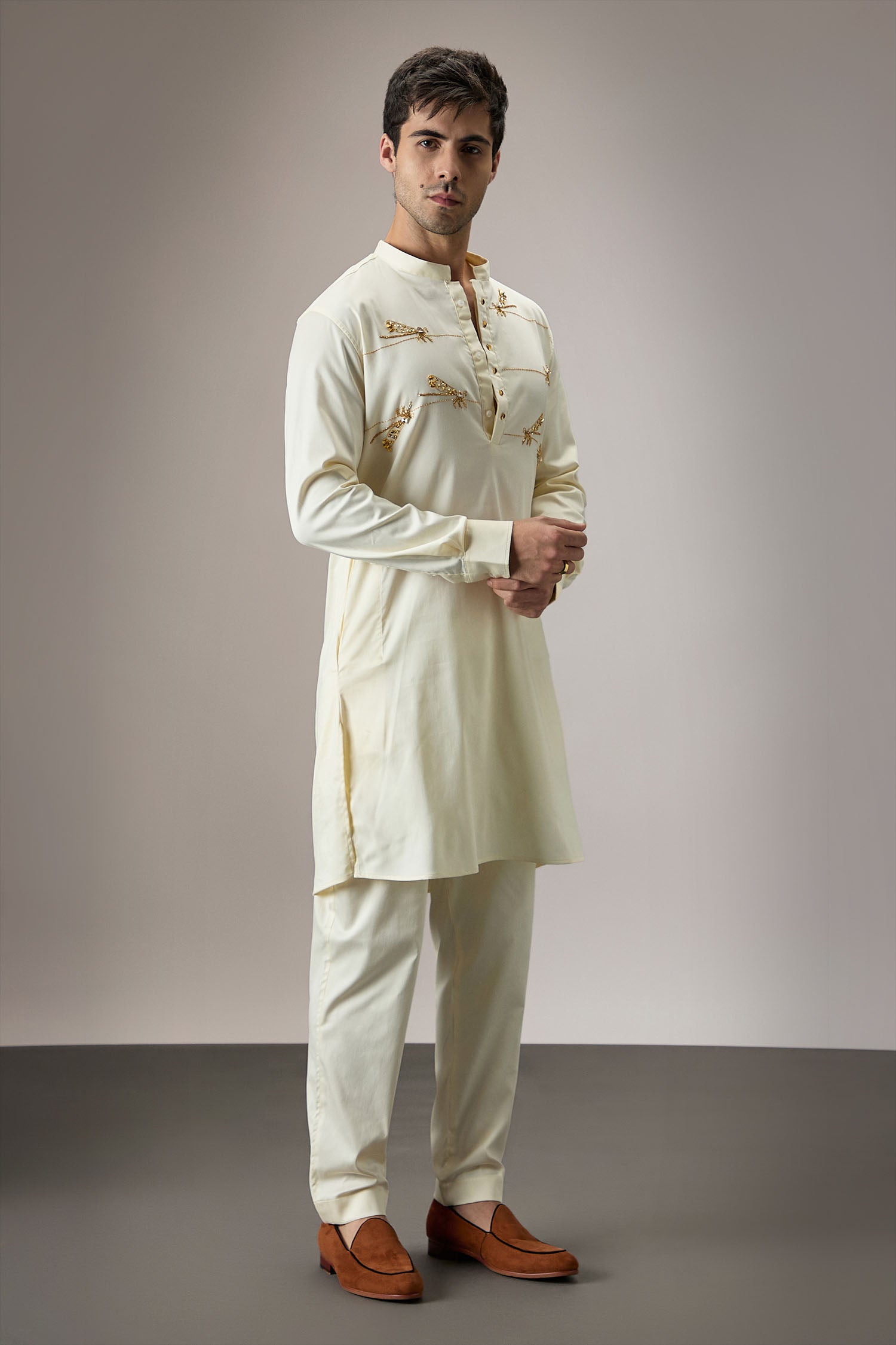 Dameslfly (Dragonfly)-Hand Embroidered Designer Kurta -Ivory