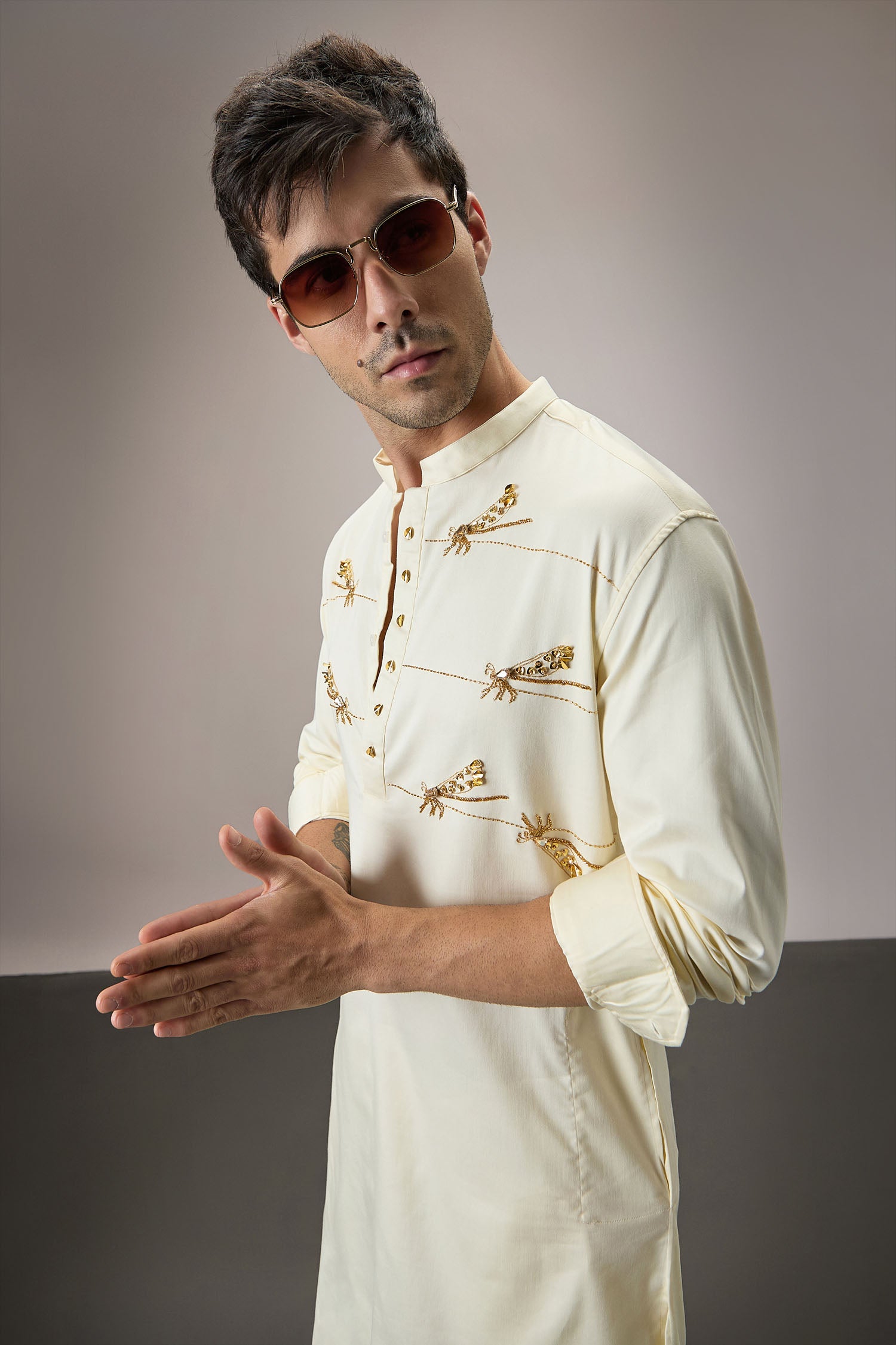 Dameslfly (Dragonfly)-Hand Embroidered Designer Kurta -Ivory