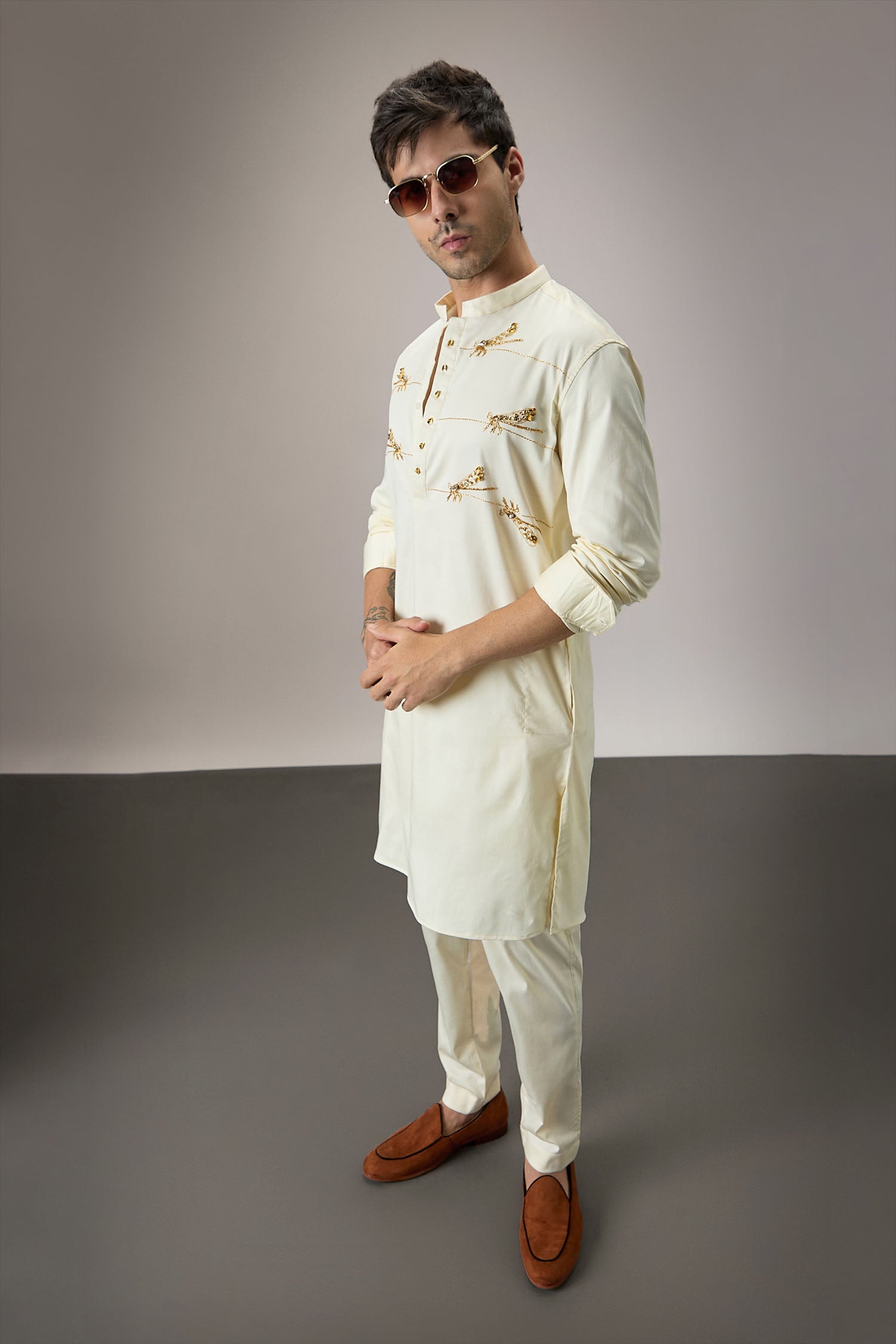 Dameslfly (Dragonfly)-Hand Embroidered Designer Kurta -Ivory