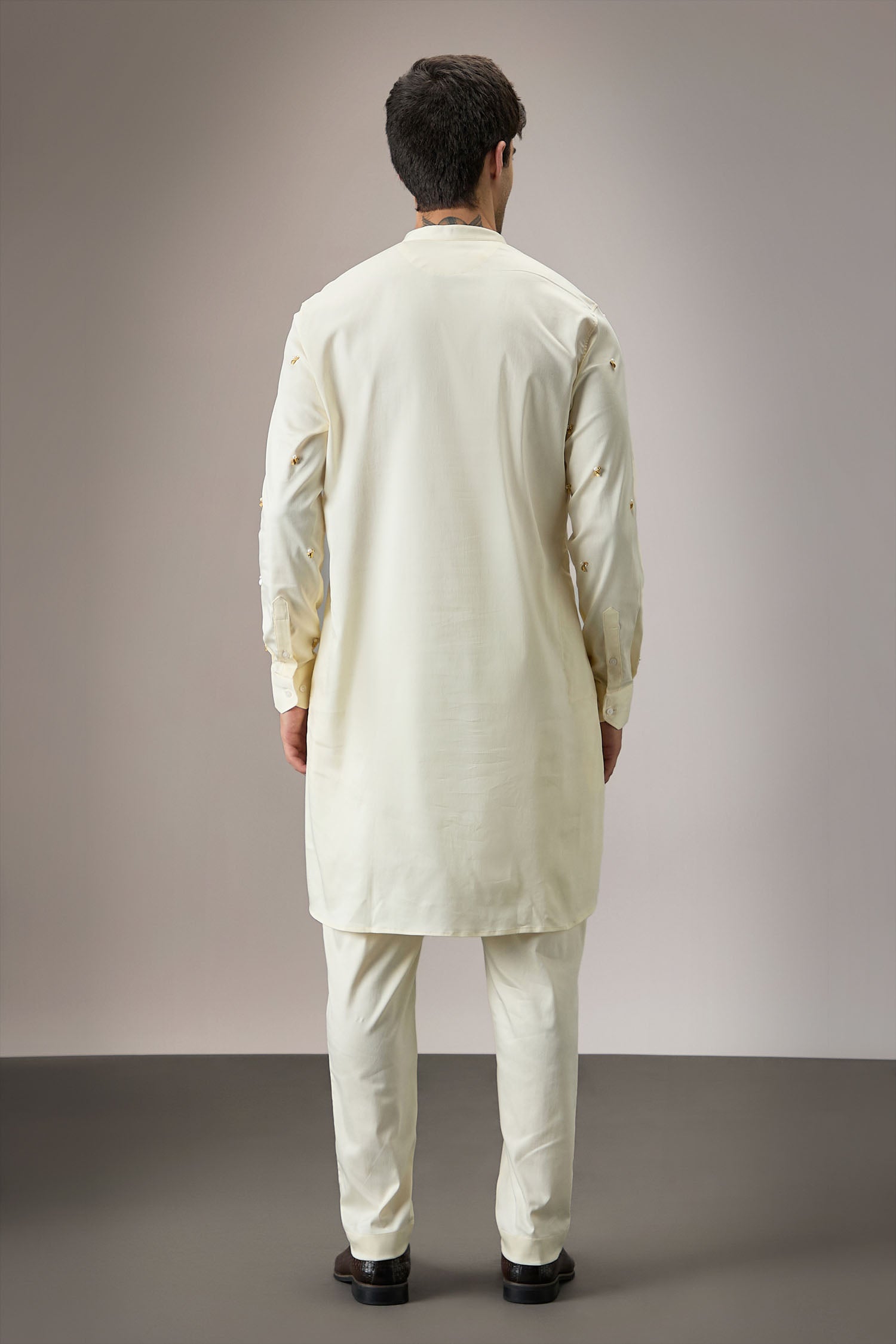 Dameslfly (Dragonfly)-Hand Embroidered Designer Kurta -Ivory