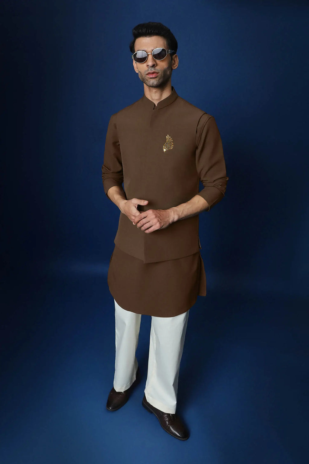 Feather (Wing) Hand Embroidered Bundi Set - Brown