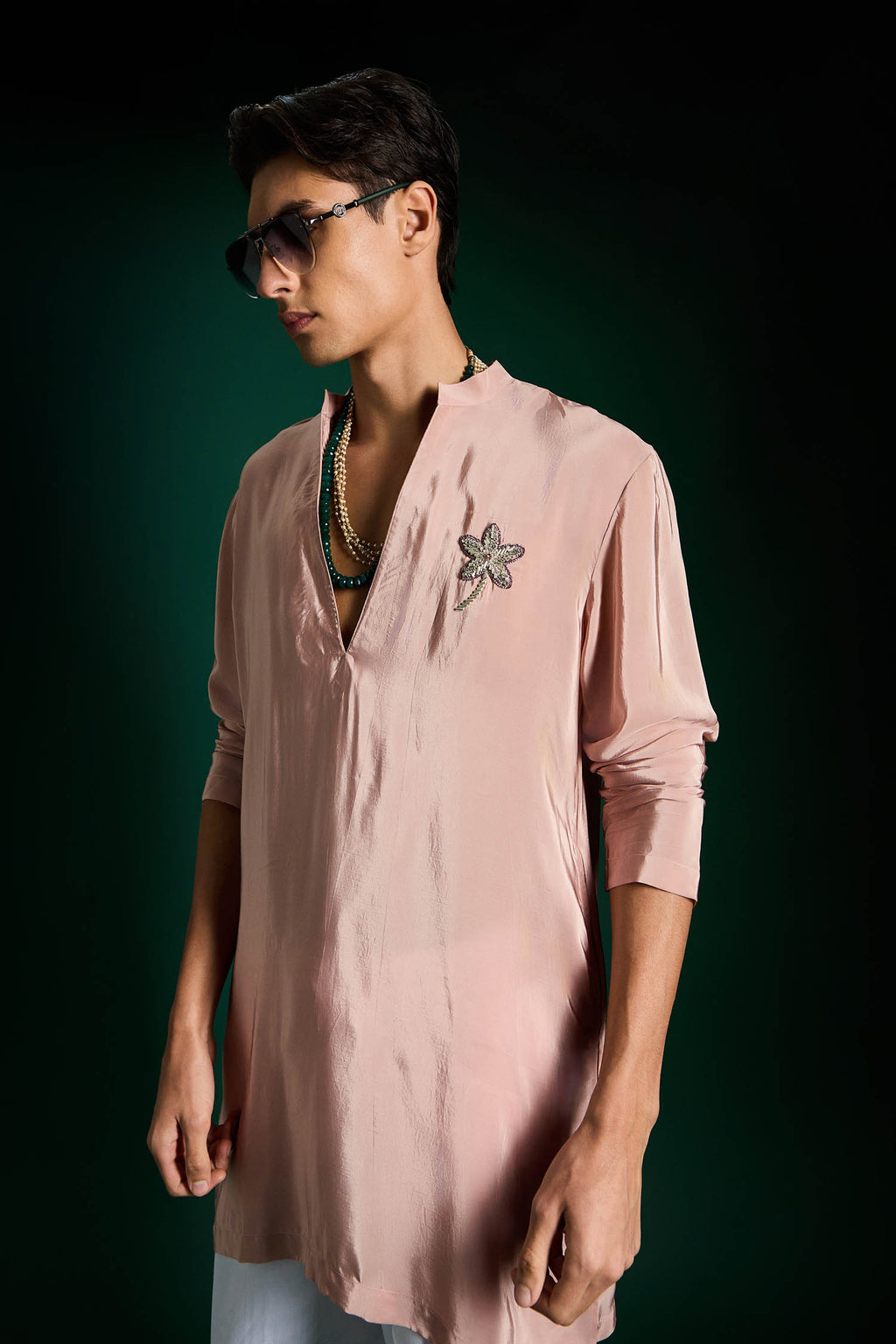 Lamina Hand Embroidered Designer Kurta - Dusky Pink